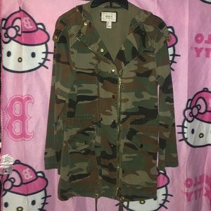 Forever 21 Women’s camo/army jacket